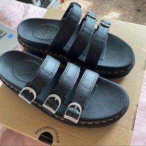 Dr.Marten Blaire slide